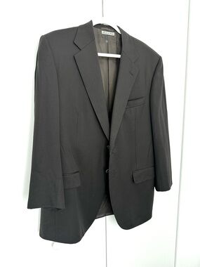 Men's  Two-Button Suit Jacket - Extra fine wool